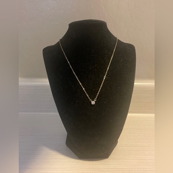 Necklace - Picture 1 of 4